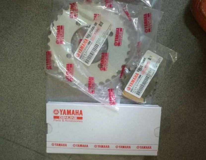 nhông sên đĩa Yamaha cho Sirius Jupiter