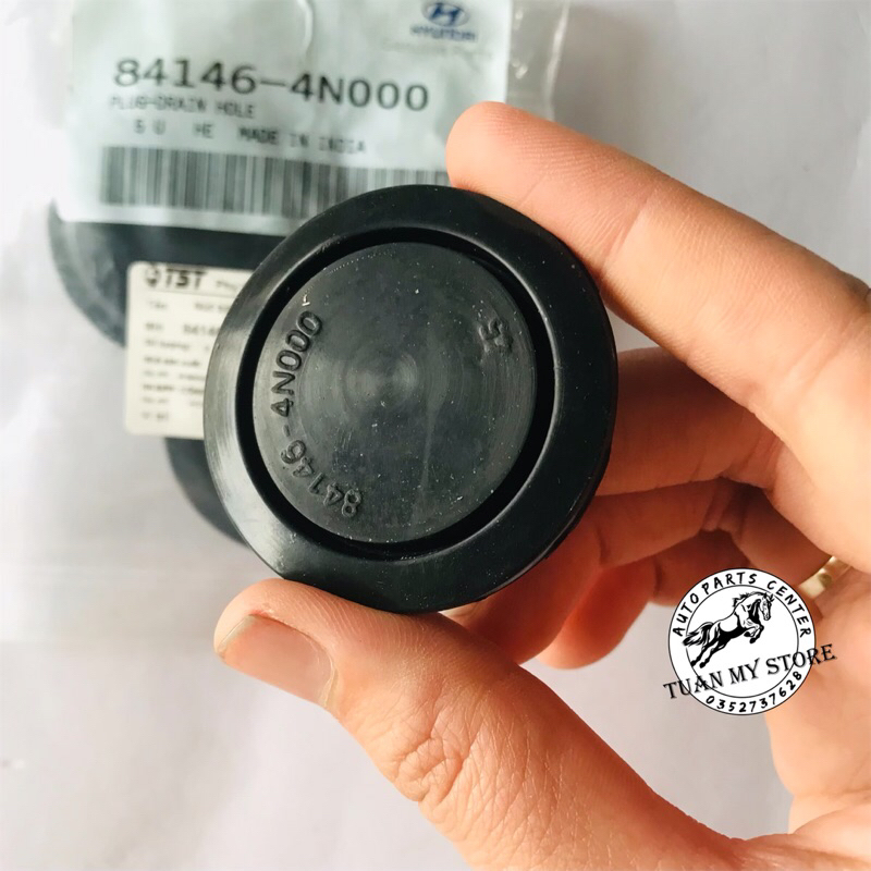 Nút bịt hốc lốp bánh sau Grand i10, nút chắn bùn bánh sau Grand i10....