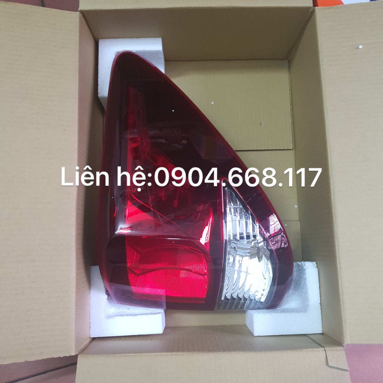 Đèn hậu mazda bt50 đời 2016-2019