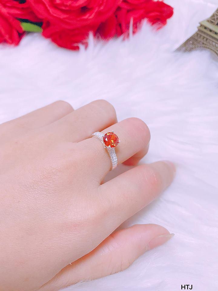 Nhẫn bạc ta đính đá