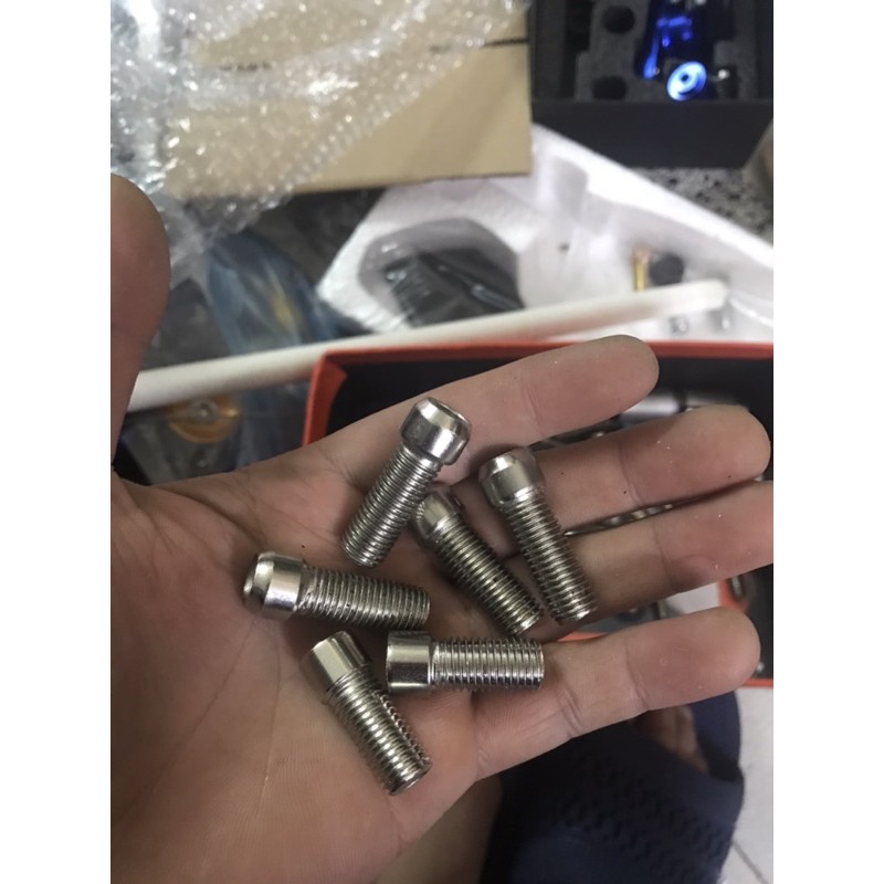 Ốc chân 10ly ren ngược gắn các dòng xe!!!
