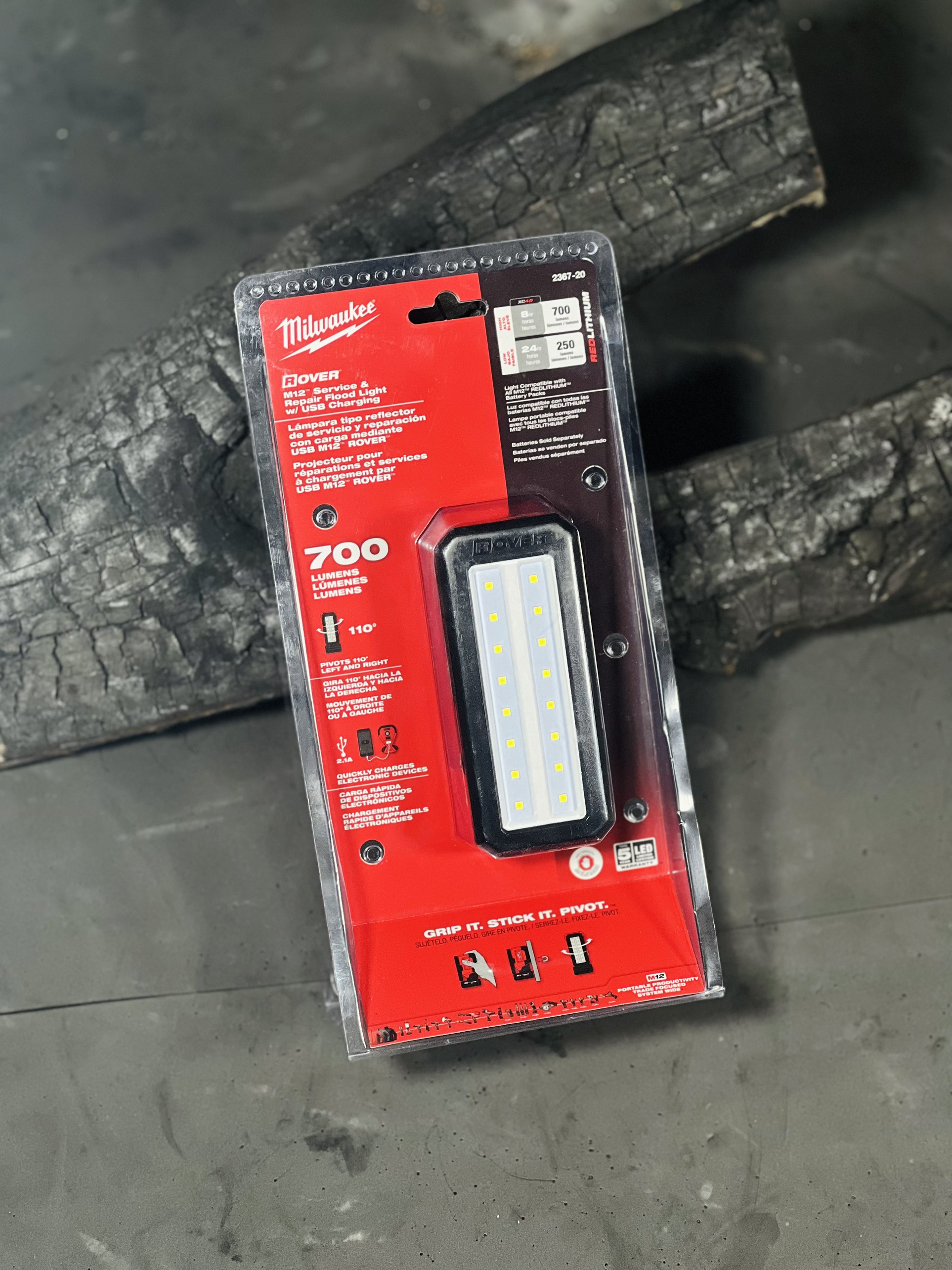 Đèn chiếu sáng trục xoay m12 pal