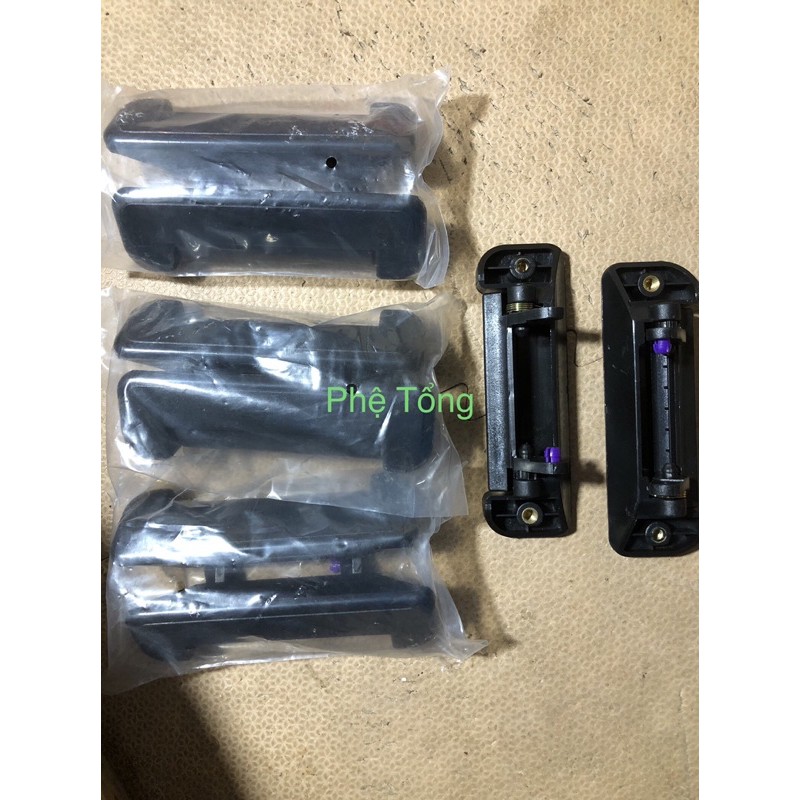 Tay mở ngoài cửa lùa Suzuki 7 chỗ ( su cóc).