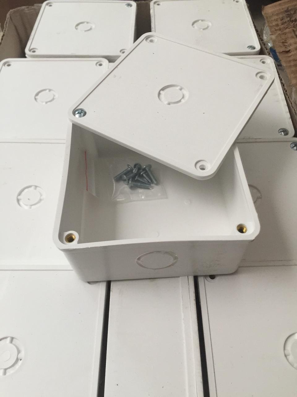 Hộp kỹ thuật đấu nối camera