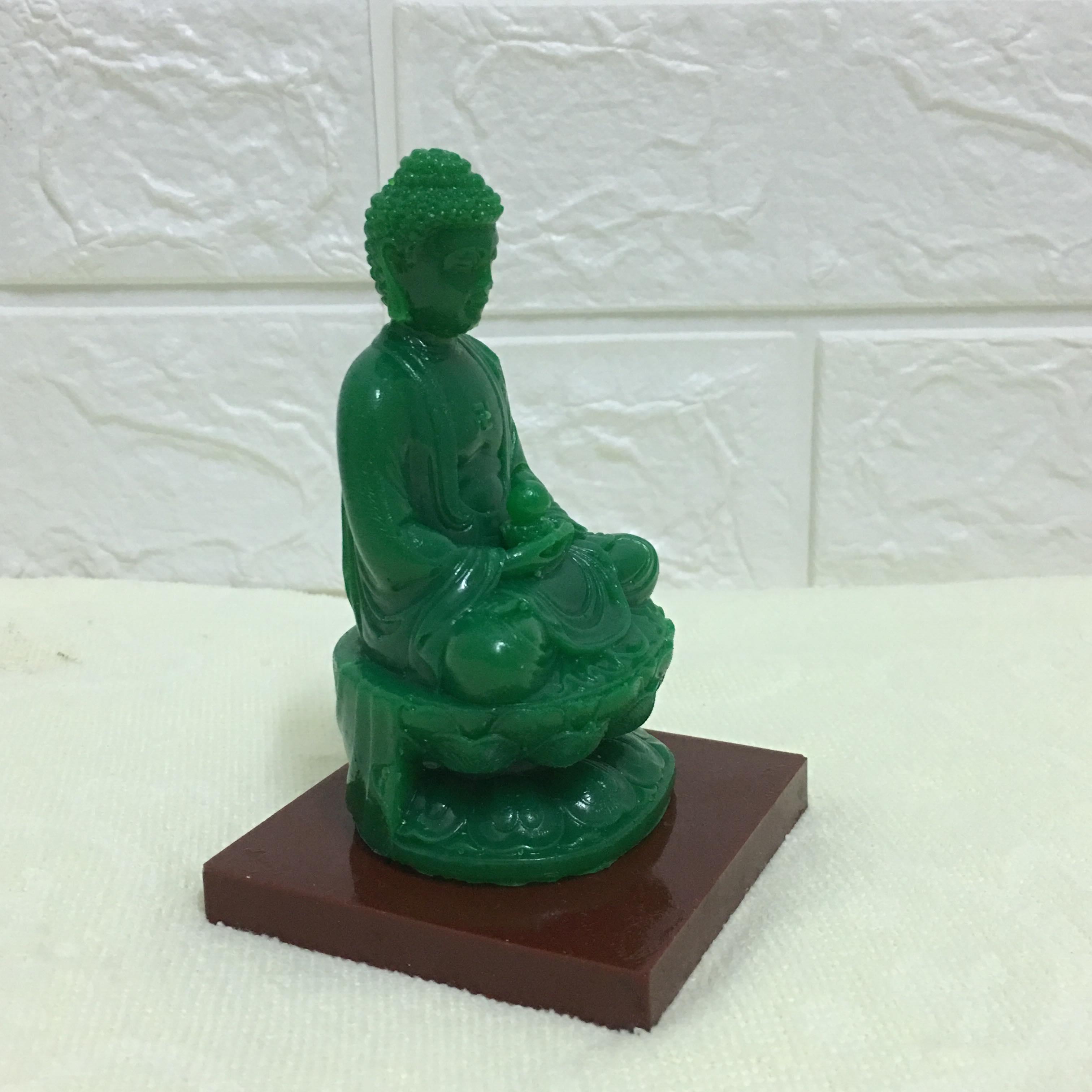 Tượng Phật A Di Đà mang may mắn cho mọi người