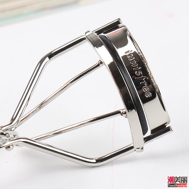 Bấm mi Innisfree Premium Eyelash Curler