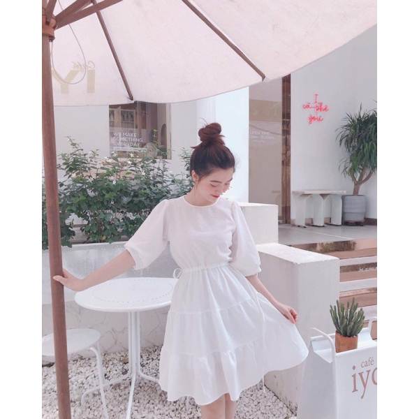Váy tay lỡ ba tầng