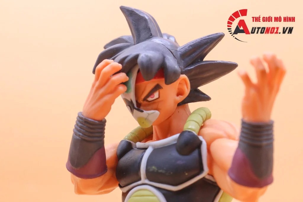 MÔ HÌNH NHÂN VẬT DRAGONBALL BARDOCK 22CM 7087
