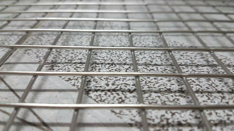 Vỉ nướng inox loại dày nhiều kích thước lựa chọn.