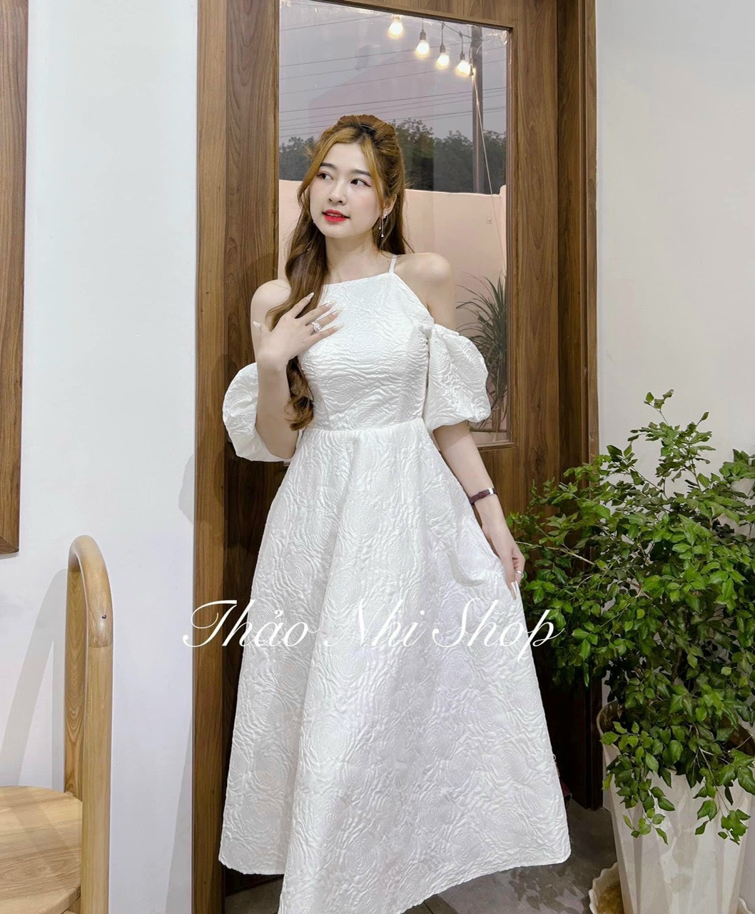 Đầm cổ yếm bẹt vai chiết eo dáng xòe đáng yêu, Đầm nữ dáng xòe cổ yếm bet vai tay lửng cực tôn dáng, Đầm thời trang hottrend chất gấm bẹt vai cổ yếm dáng xòe xinh xắn