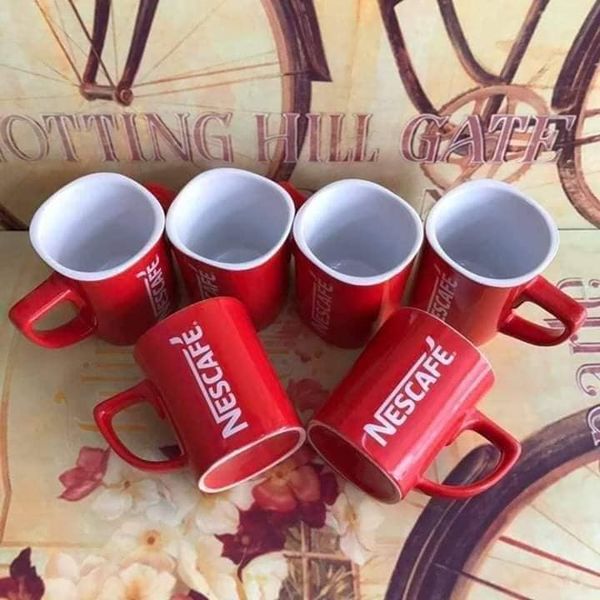 LY SỨ QUAI NESCAFE