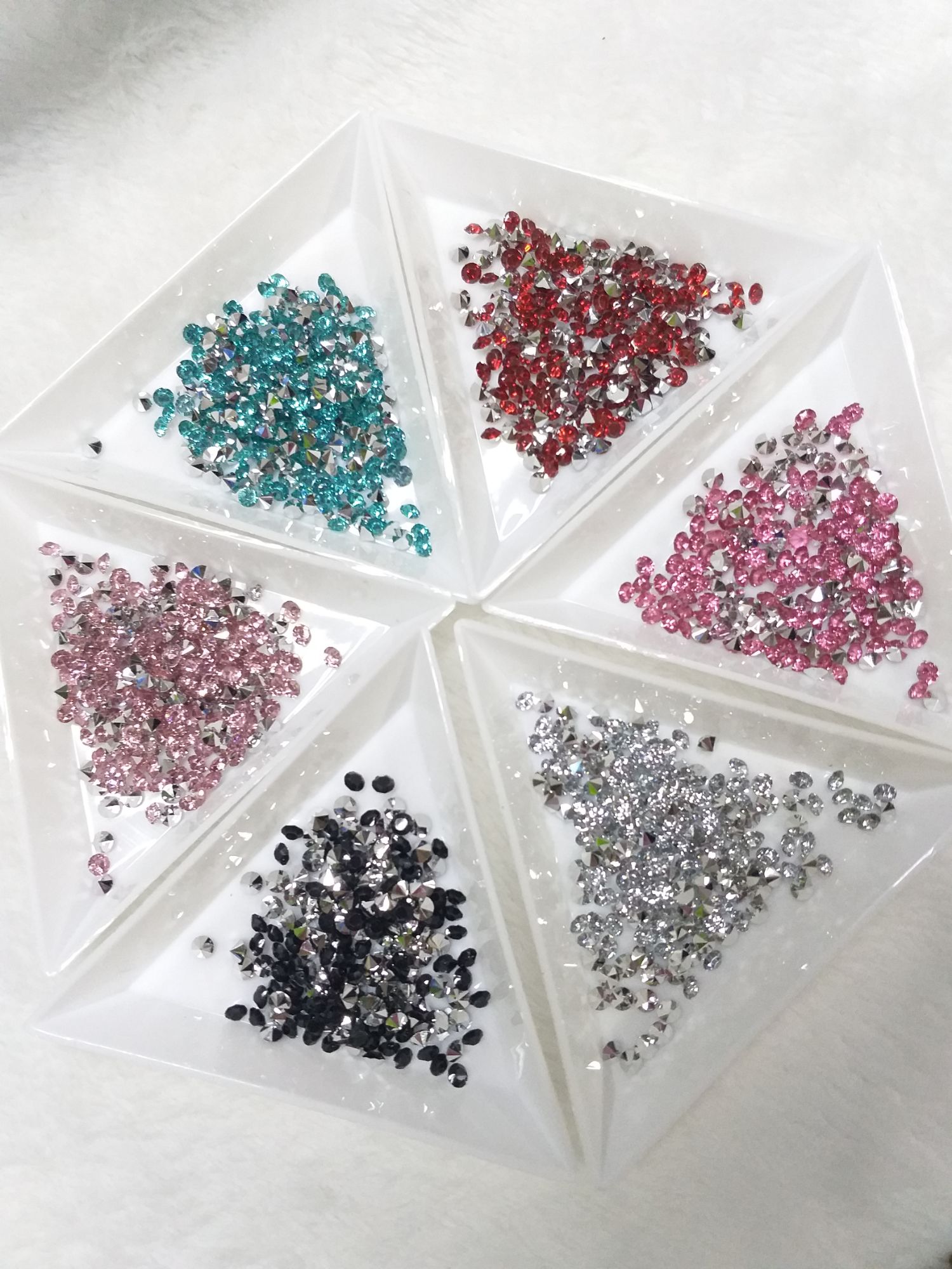 Đá chân ngọn trang trí móng 3mm (hồng nhạt)