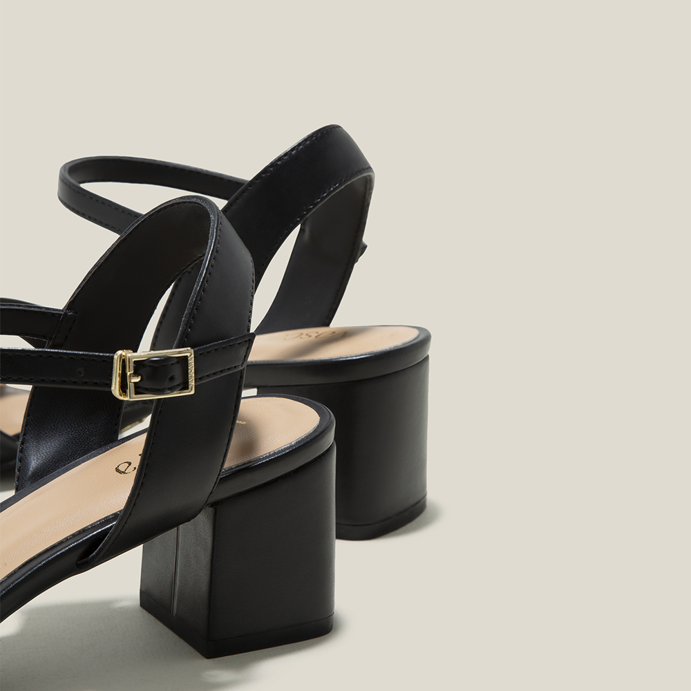 [Voucher 50K | 25.10 - 29.10] Vascara Giày Sandal Basic Cross Strap - SDN 0771