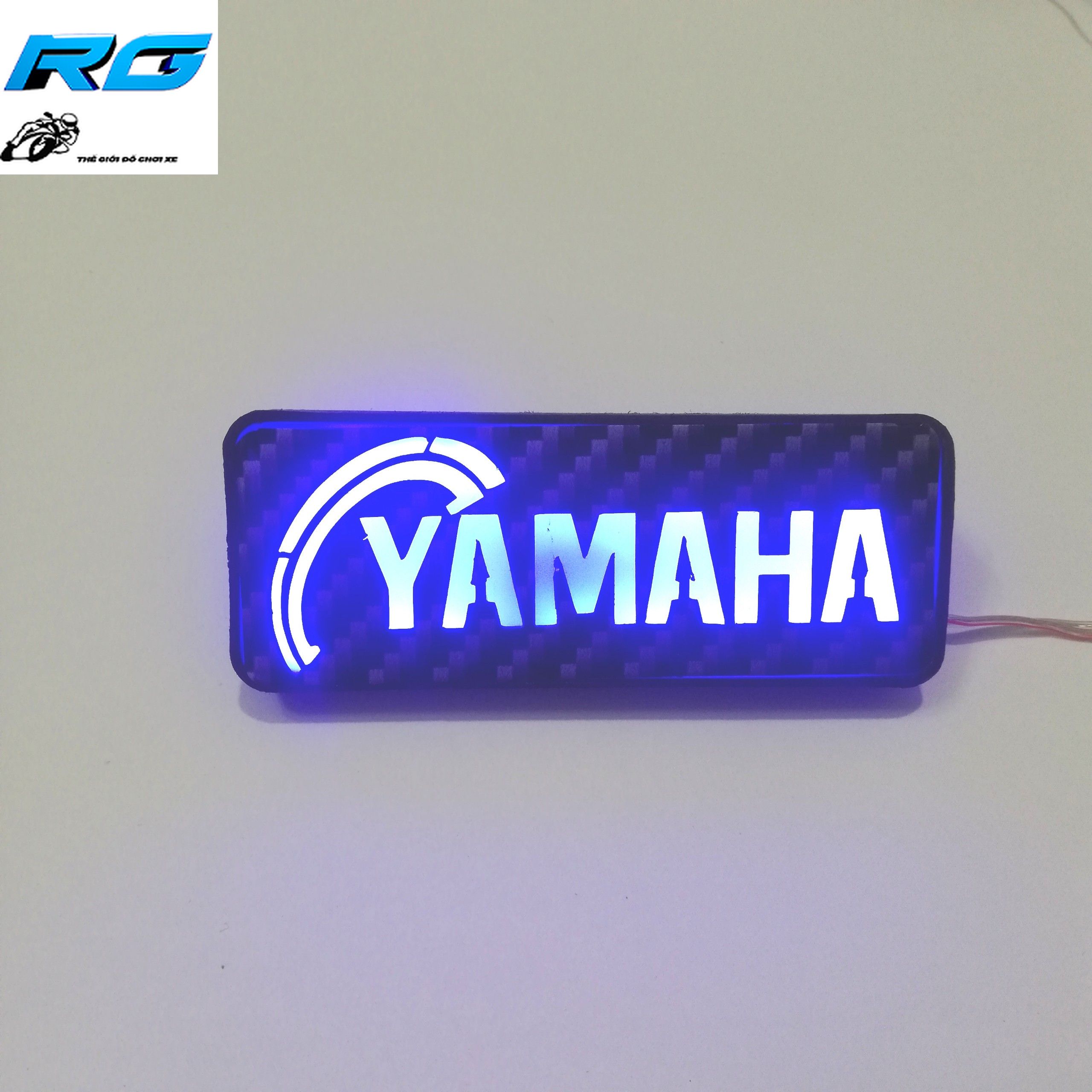 Chữ led gắn đuôi dè xe máy