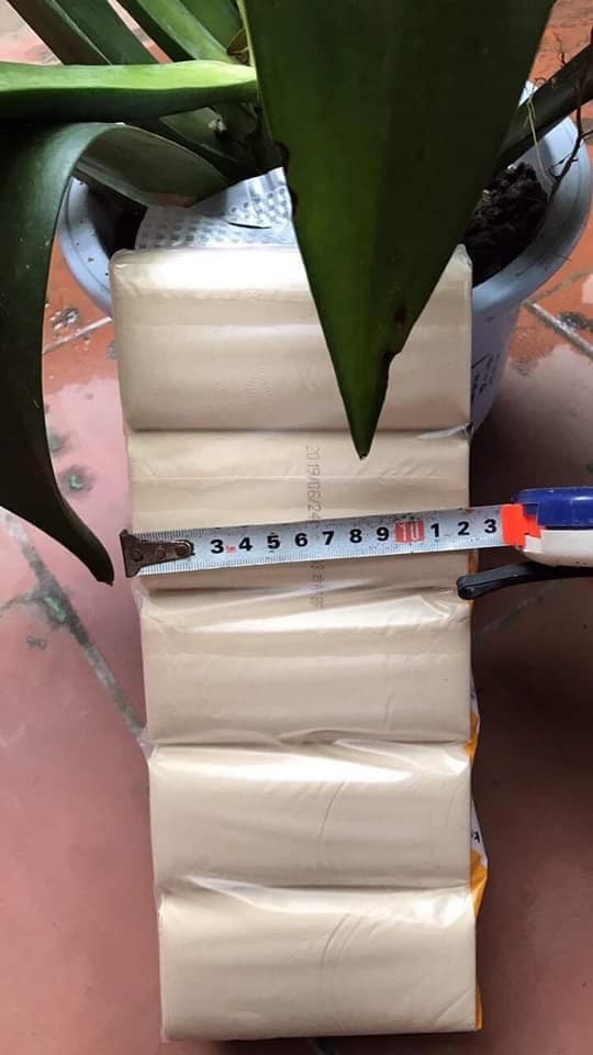 Giấy vệ sinh gấu trúc 40 cuộn(4 DÂY X 10 CUỘN)