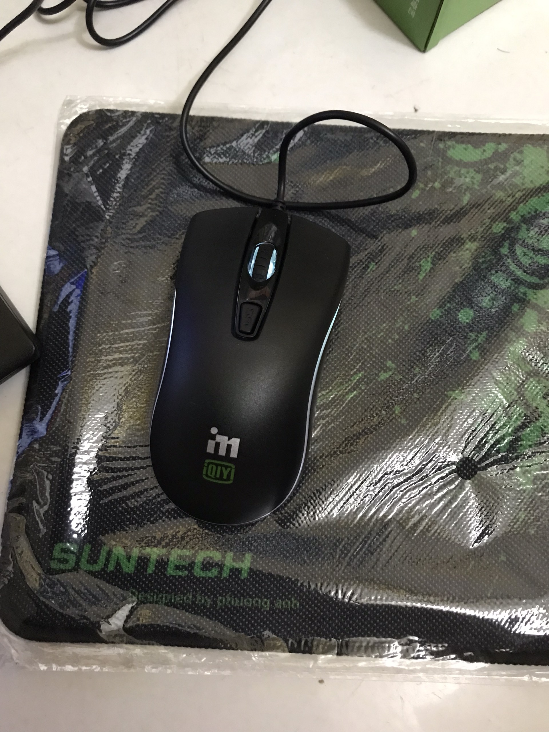 Chuột chơi game led QIY I80 đổi màu