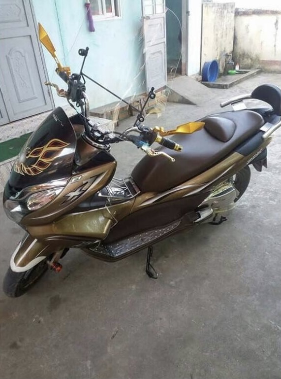 Kính chắn gió xe máy Honda PCX