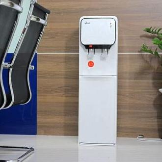 Cây Nước Nóng Lạnh FujiE WD6000C