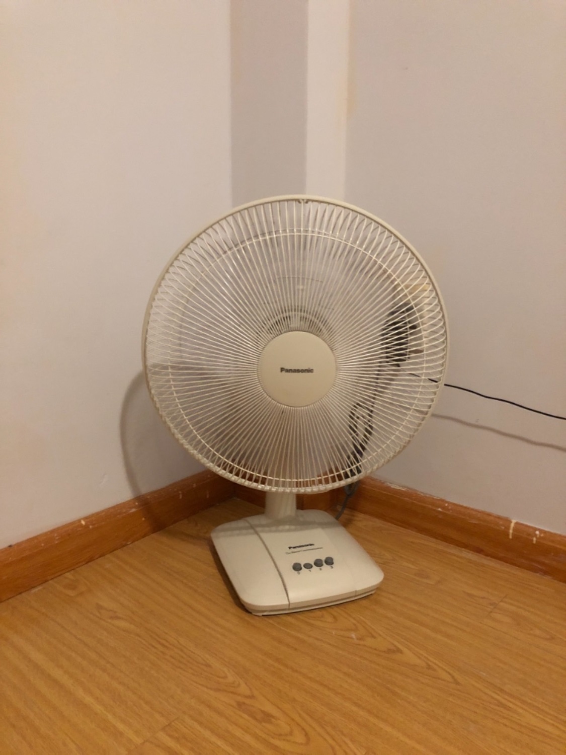 Quạt bàn Panasonic F-400C