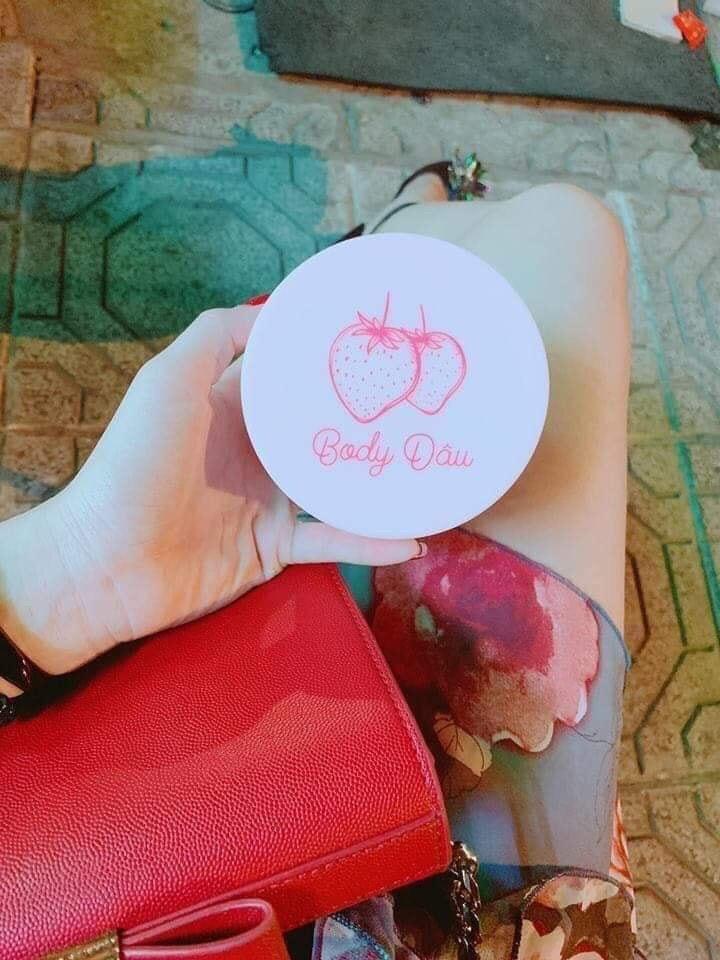 Kem trắng da Body Dâu Zoley 200gr