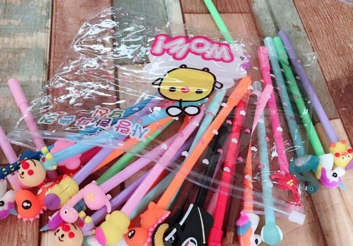 Mua combo 20 bút bi nước hoạt hình siêu cute