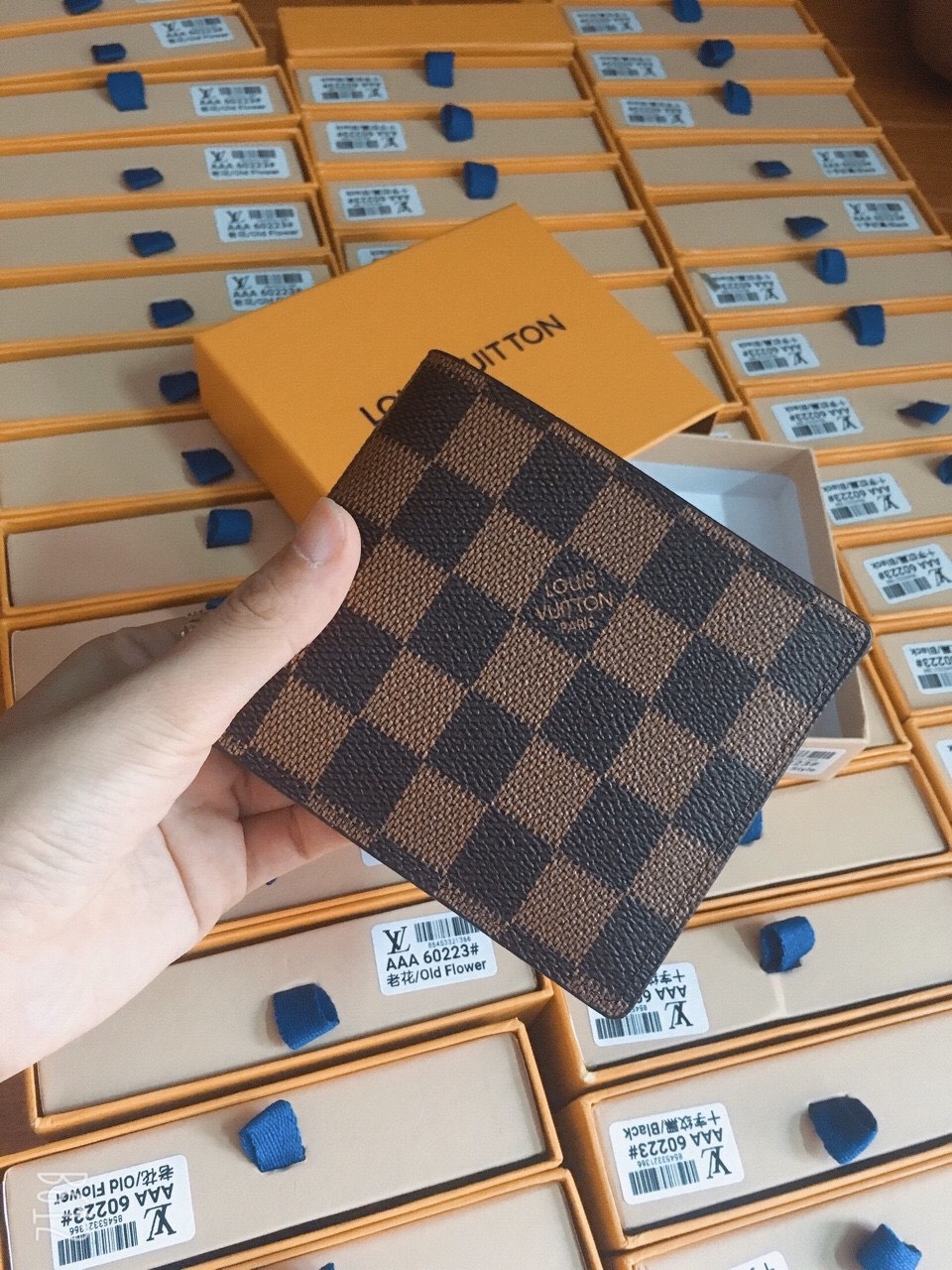 Ví nam chất liệu da hàng cao cấp full box