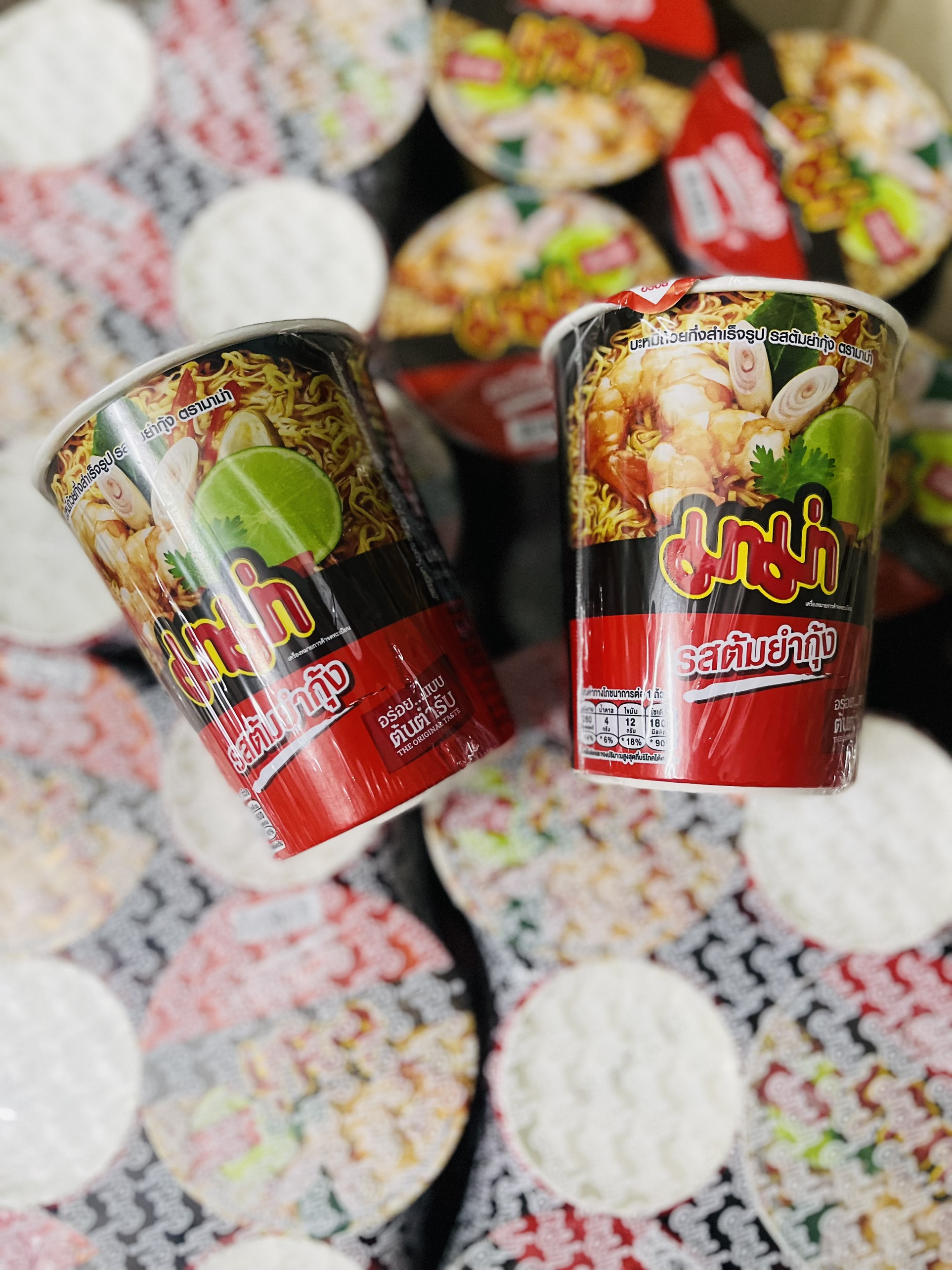 lốc 6 ly mì mama thái lan