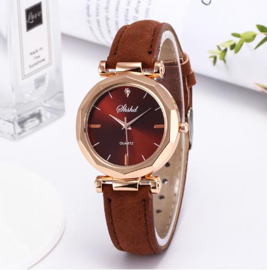 Đồng hồ nữ dây da kính pha lê PA01