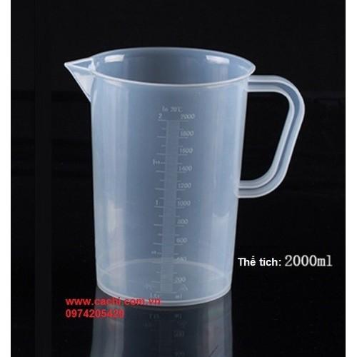Ca nhựa đong có chia vạch 2000ml