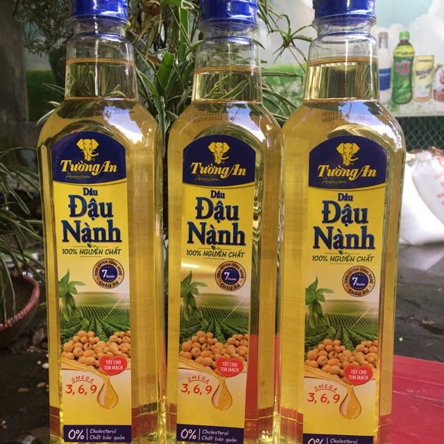 Dầu đậu nành Tường An chai 1 lít