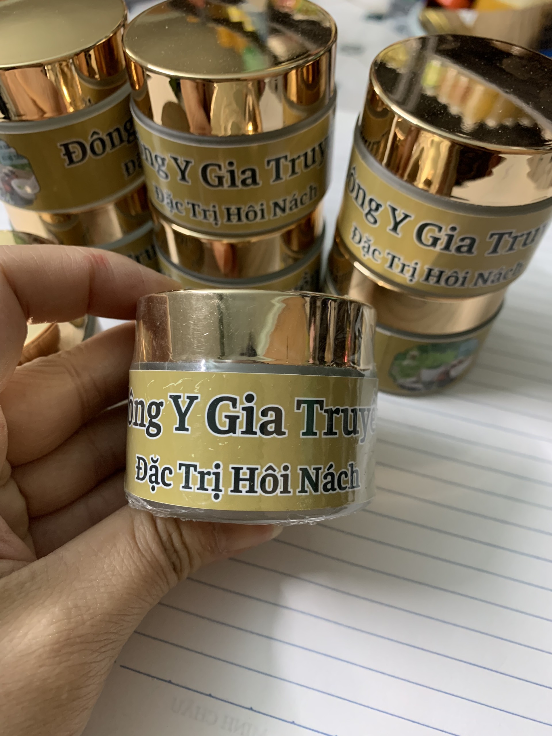 Bột thảo dược khử mùi hôi nách hôi chân