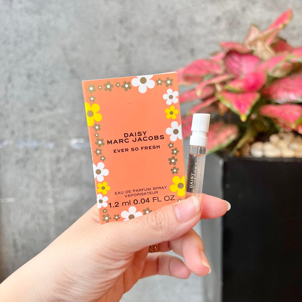 Vial nước hoa daisy marc jacobs ever so fresh 1.2ml - cam