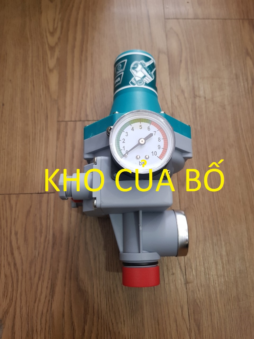 Rờ lê tự động của máy bơm nước bằng áp suất Total TWPS102