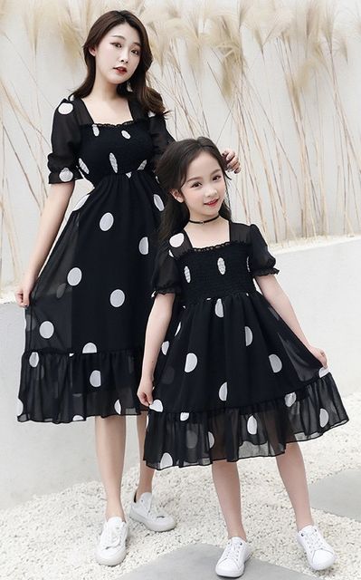 ẢNH SHOP CHỤP -Váy đôi mẹ và bé hè 2020 (chỉ còn váy mẹ)