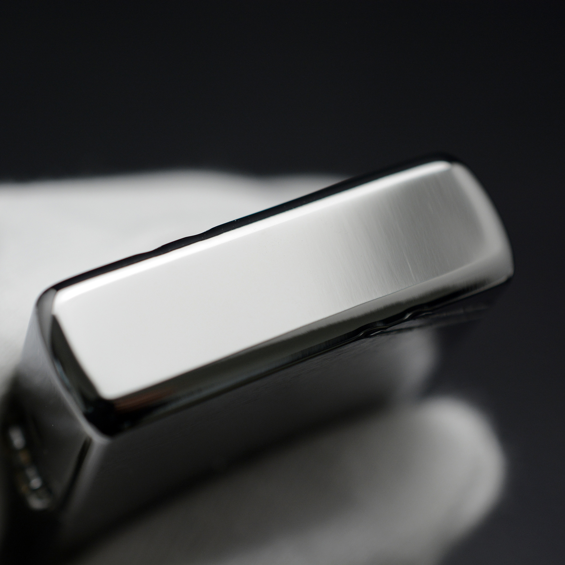 [HCM]Bật lửa Zippo Vintage Brushed Chrome  - Chính hãng USA có tem đỏ