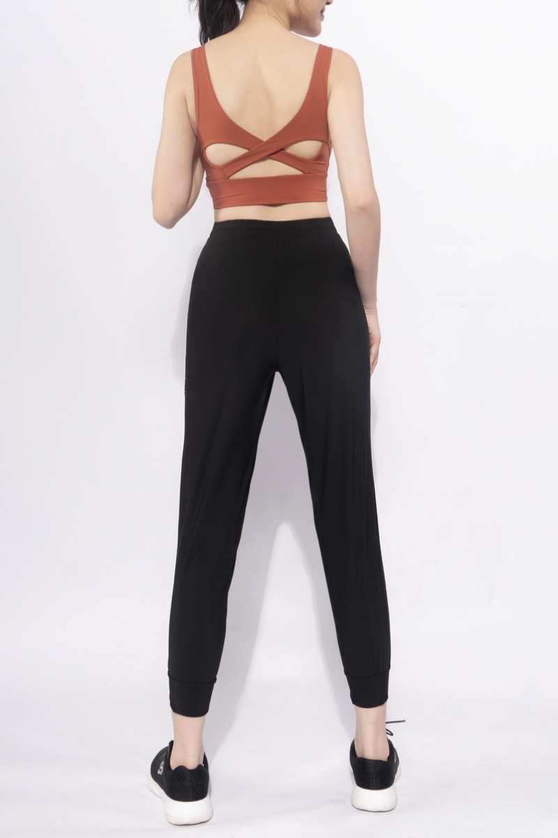 Quần Jogger thể thao nữ Livan Upbeat Livan Sport