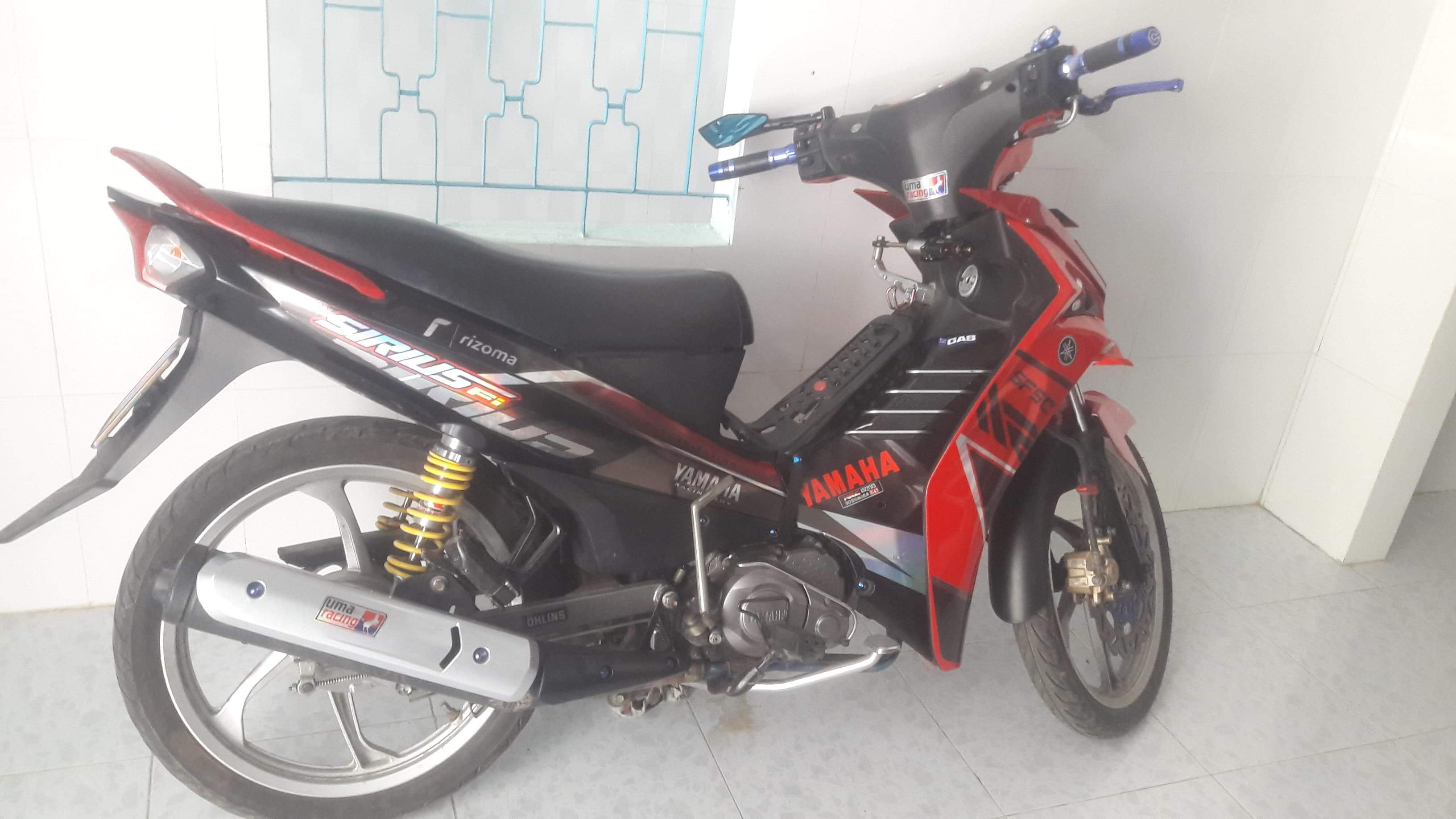 Tem sirius fi đỏ đen crom