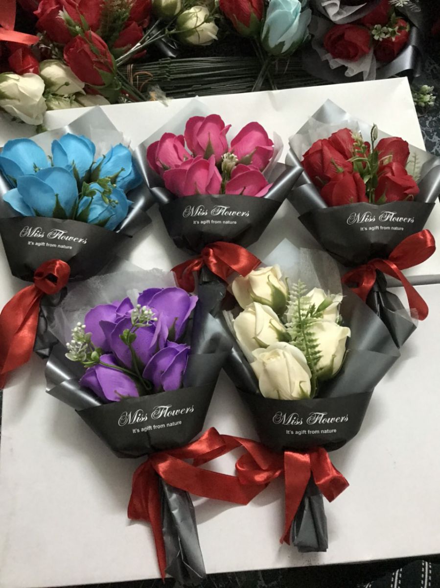 [HCM]Qùa tặng người yêuBó hoa hồng sáp Miss 5 bông Qùa tặng ý nghĩa trong dịp sinh nhật những ngày lễ đặc biệt như 14/2 8/3 20/10 Hoa hồng bó hoa hồng