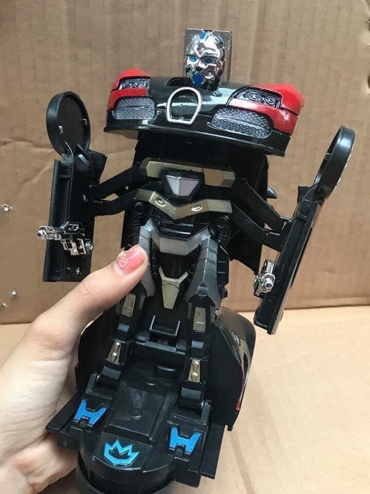 Đồ chơi Xe ô tô biến hình thành Robot