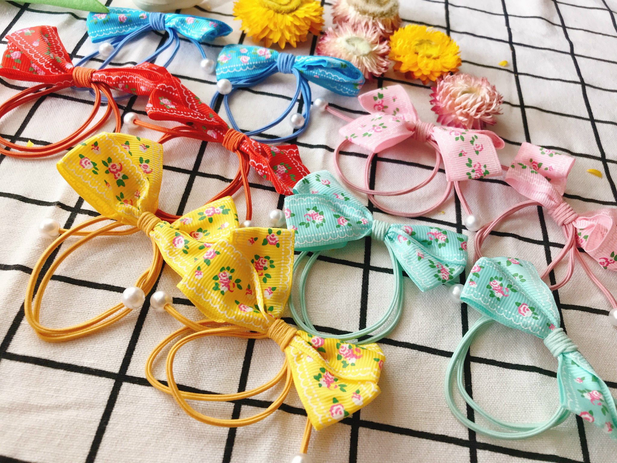 Set 2 cột nơ hạt ngọc