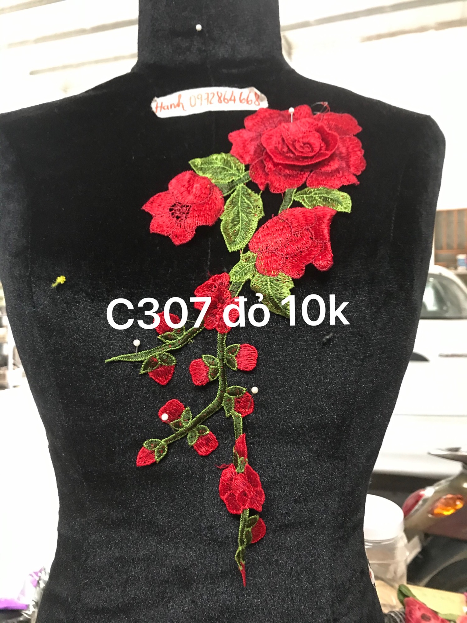 2 bông Hoa thêu cánh nổi 3D mã H307