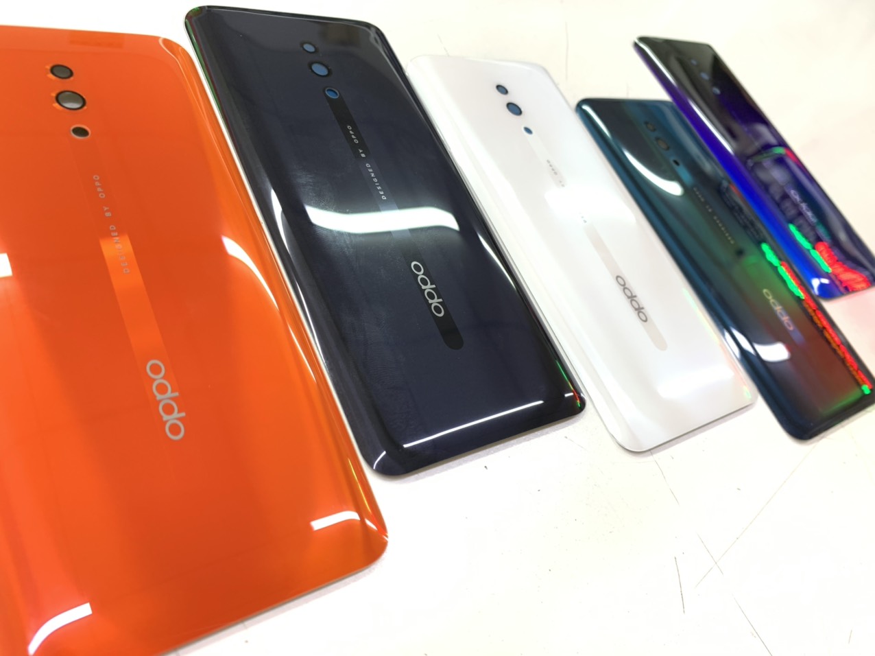 LƯNG ĐIỆN THOẠI OPPO RENO ZIN