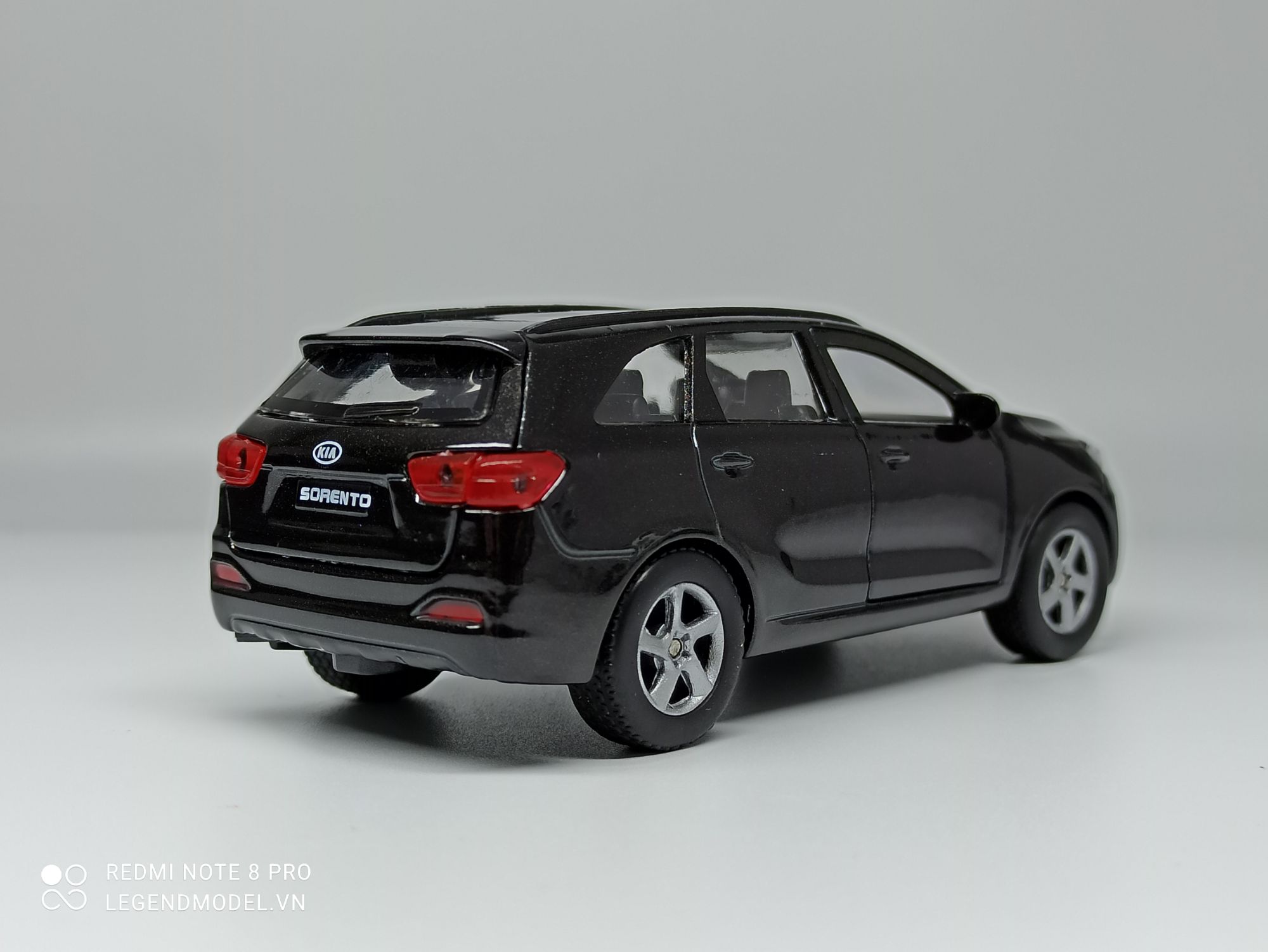 Mô hình xe Kia Sorento