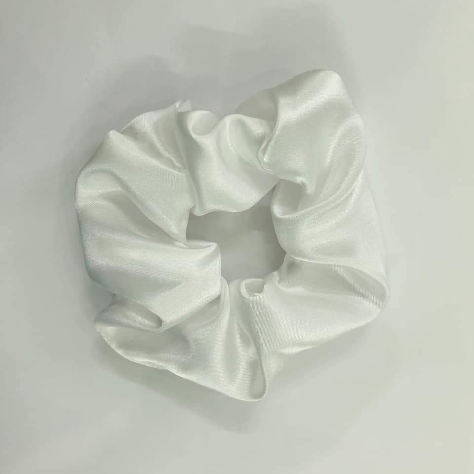Dây cột tóc scrunchies lụa satin phi bóng sang chảnh nhiều màu video thật Aikimo SL1