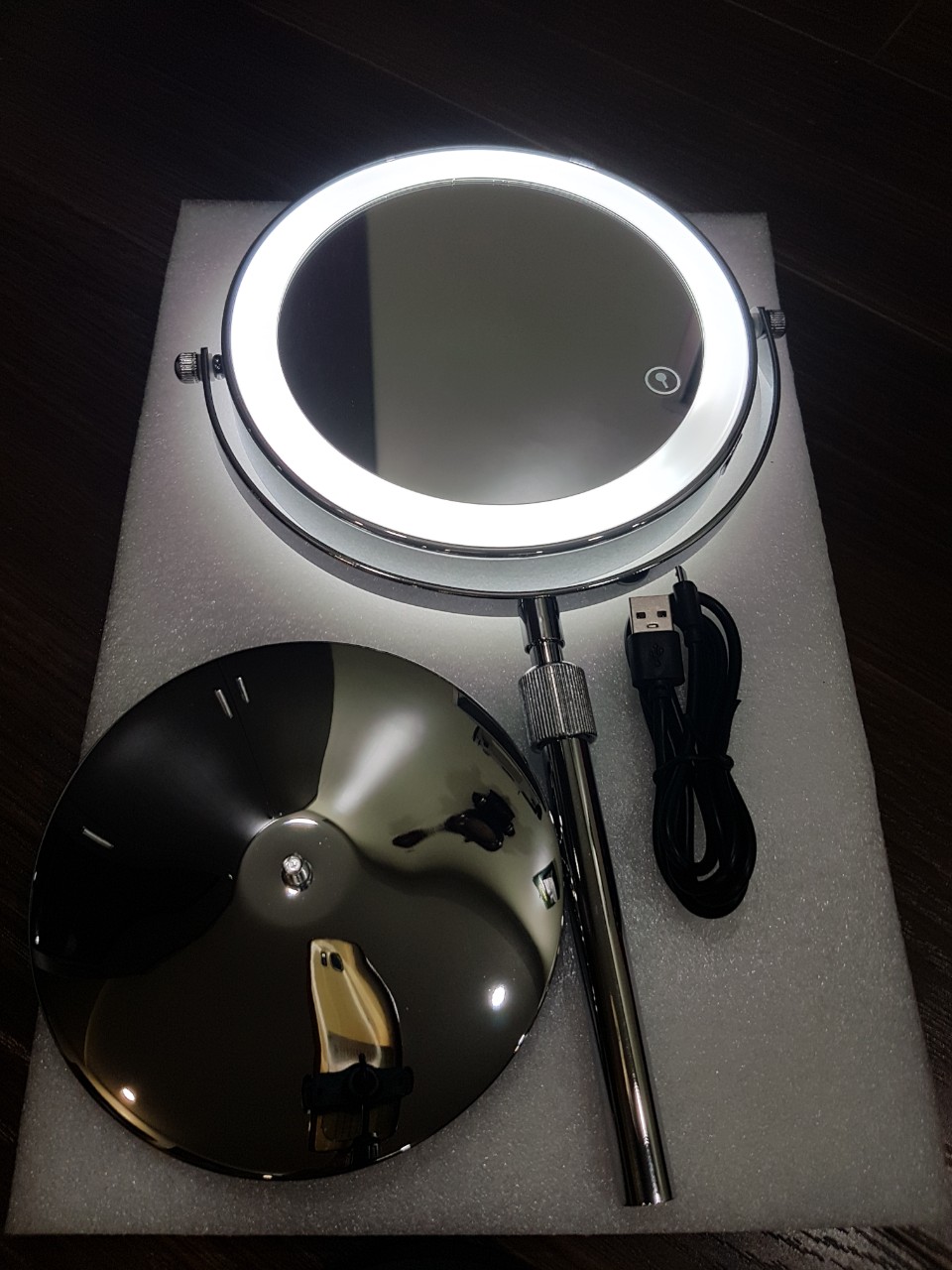 Gương để bàn trang điểm có đèn led cỡ lớn - gương di động có 2 mặt xoay 360 độ và 1 mặt phóng to, khung inox/đồng chắc chắn, sang trọng - phụ kiện trang điểm không thể thiếu của mọi nhà