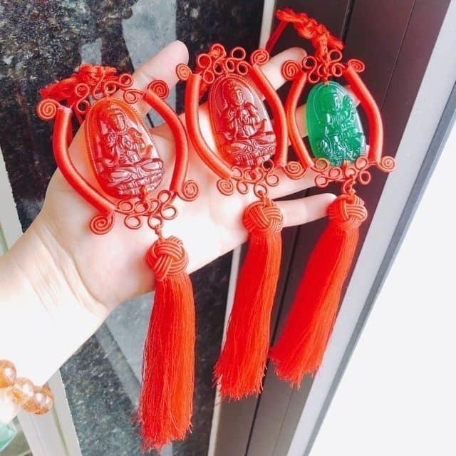 Khánh treo xe ô tô phật hộ mệnh theo tuổi đá mã não tự nhiên