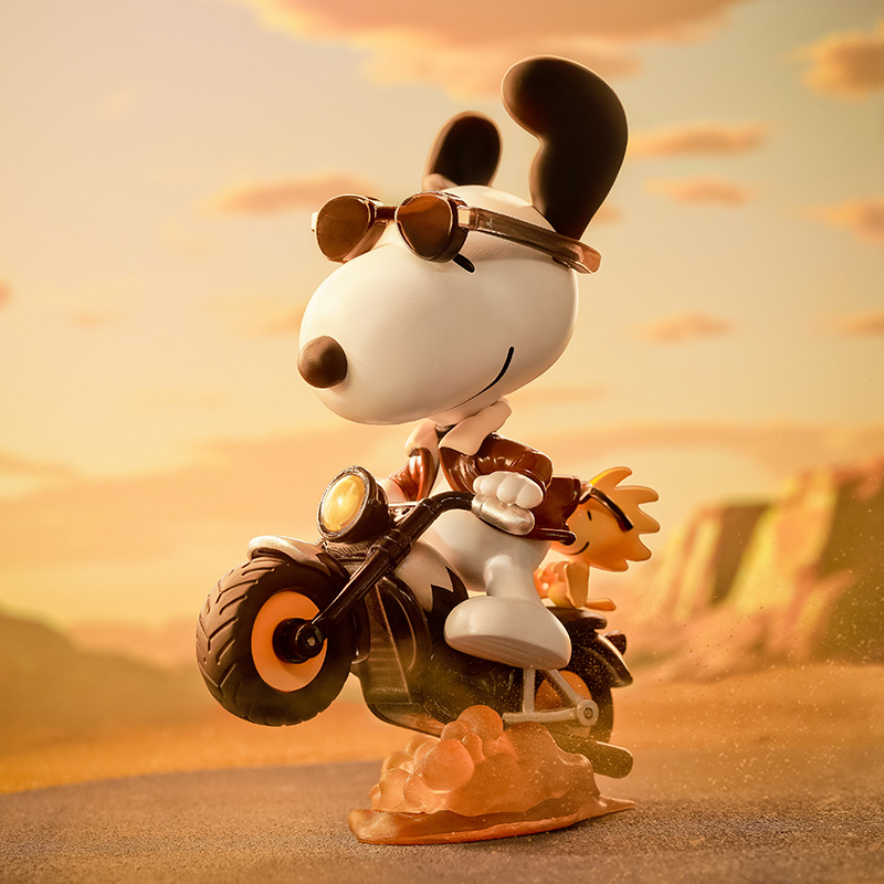 POP MART Snoopy The Best Friends Series Figures Blind Box