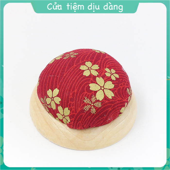 Đế cắm kim, gối cắm kim đế gỗ (giao mẫu ngẫu nhiên)