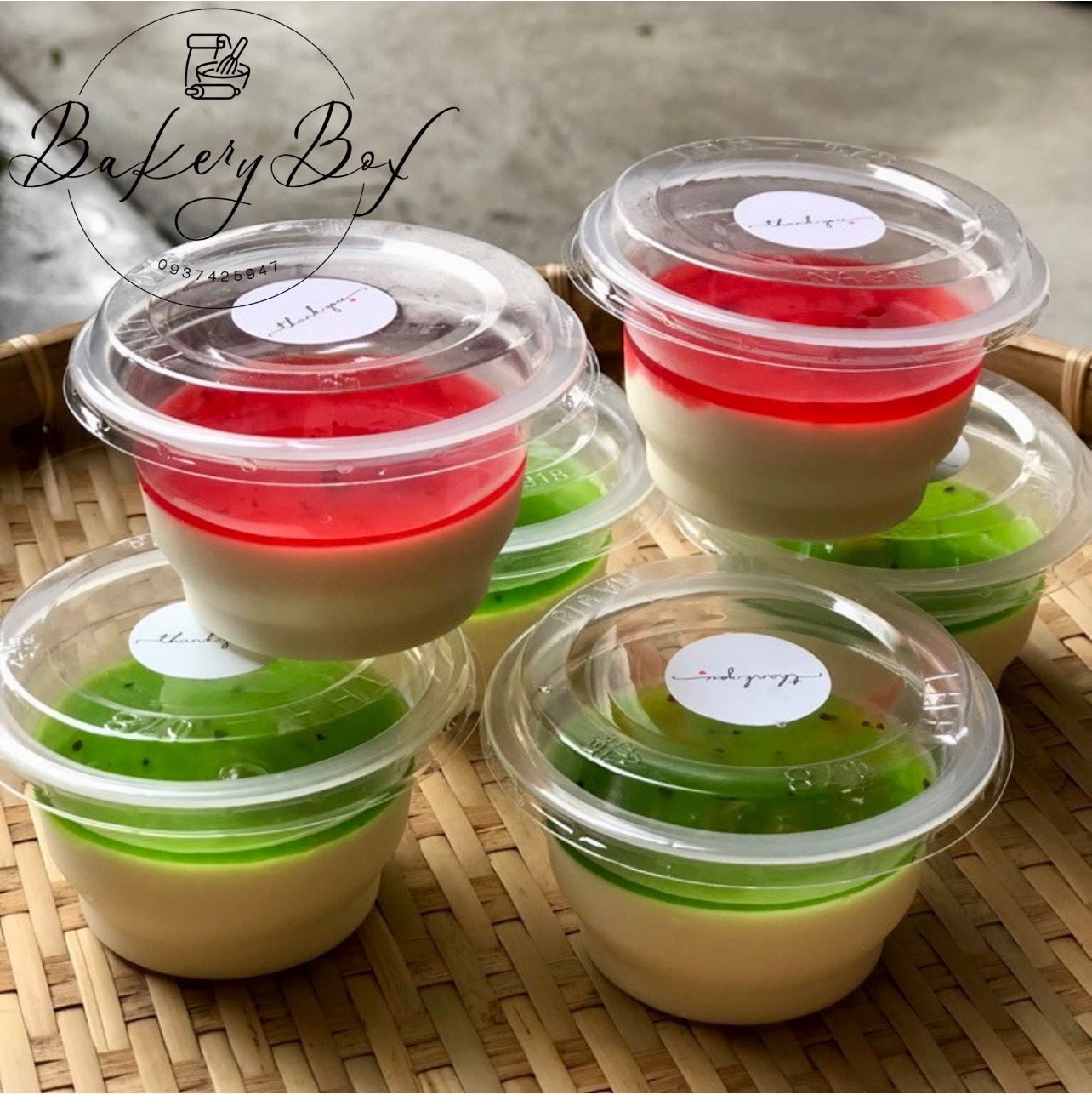 100 ly nhựa đế nhọn 100ml đựng rau câu, flan, pudding, panna cotta