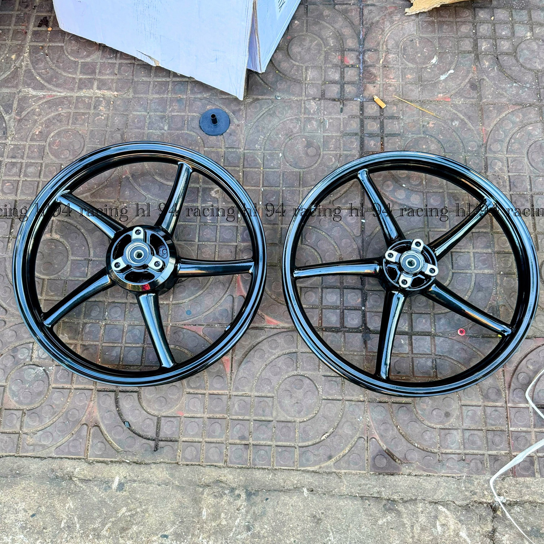 Mâm 5 cây enkien raider satria sữ dụng đĩa 4 lỗ 1.6 1.85
